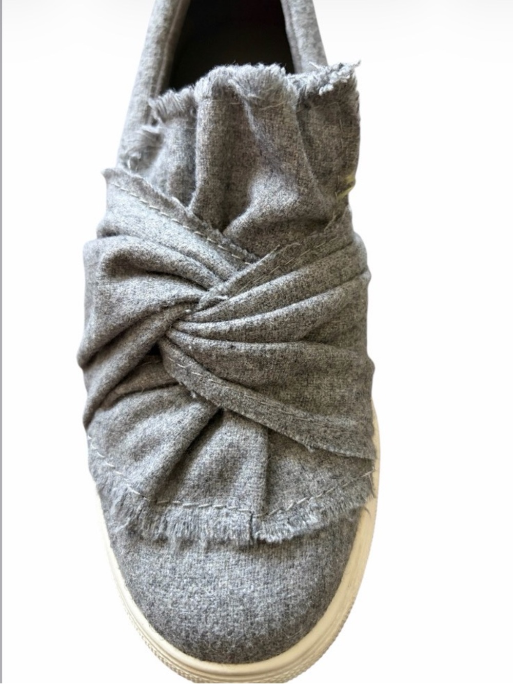 MIA Gray Knotted Slip-On Women’s Sneakers Size 6.5 - Picture 4 of 7